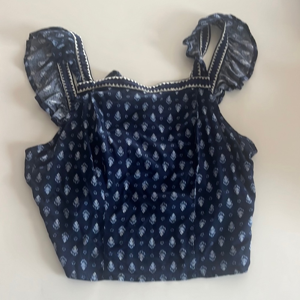 cute tight woman’s crop top